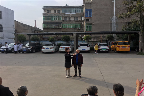微信图片_20181017092352_副本.jpg