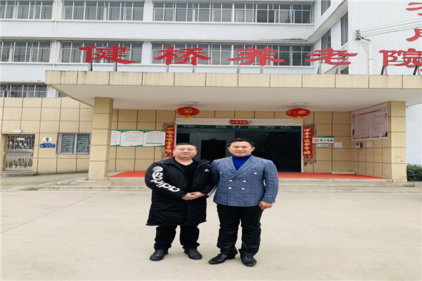 微信图片_20190207124357_副本.jpg